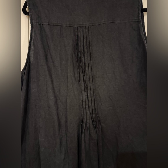 Quince Black Sleeveless Tunic - Picture 5 of 6